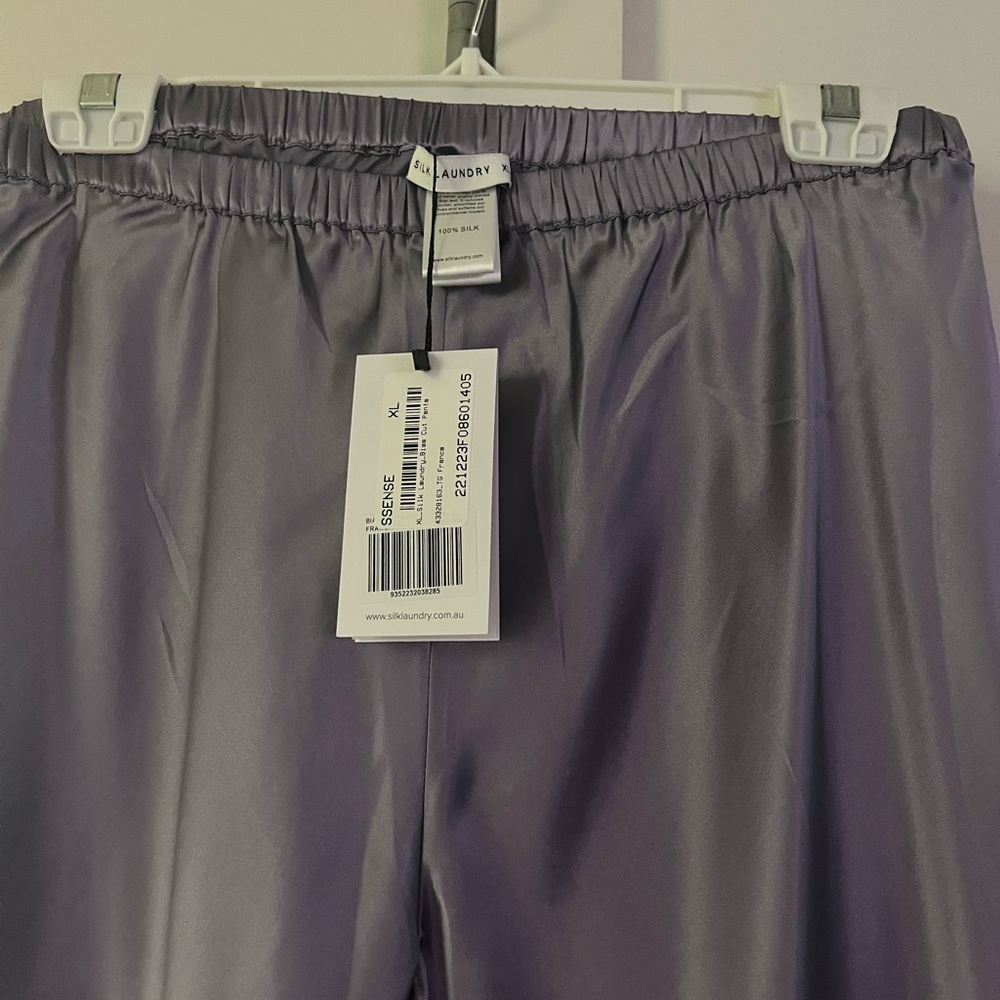 Brand new Silk Laundry lavender pants